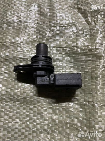 Датчик распредвала Skoda Fabia 2001г 1.4 AUB