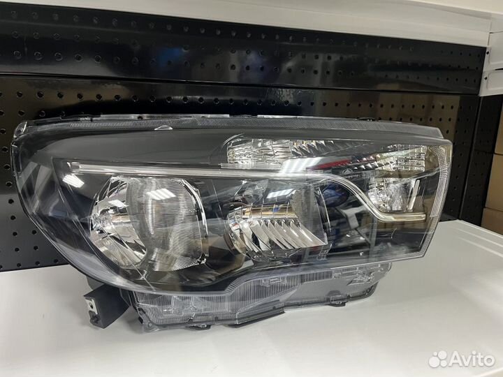 Фара правая Лада Веста