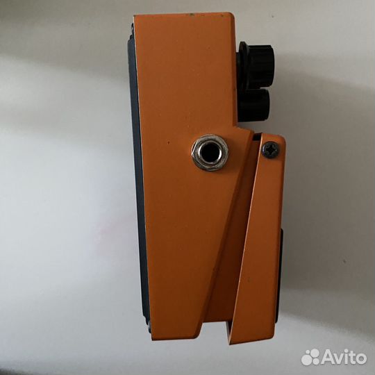 Гитарная педаль Boss ds 1