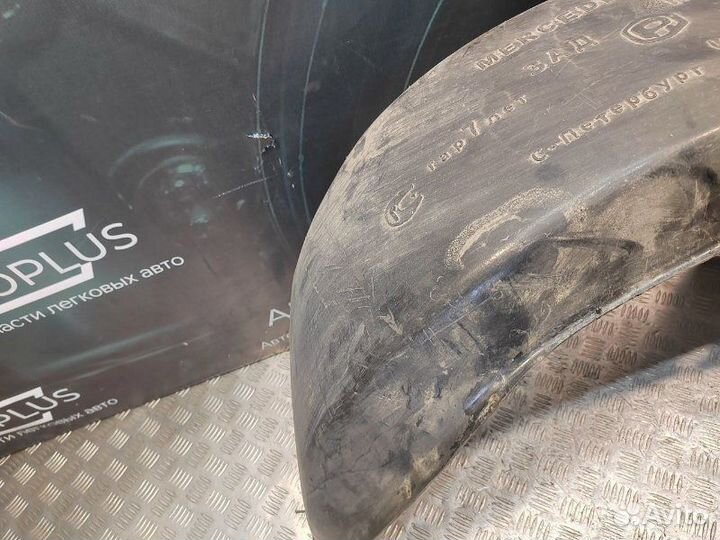 Подкрылок задний правый Mercedes Benz C 230 2.3 M