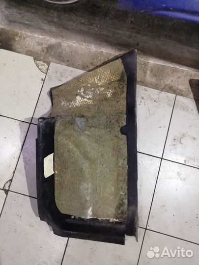 Обшивки багажного отделения BMW 5 E34