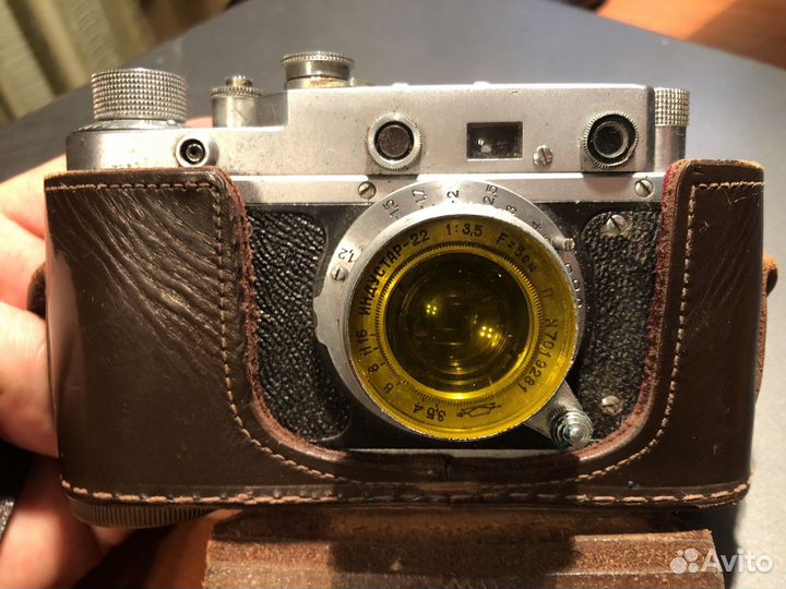 Пленочный фотоаппарат Зоркий