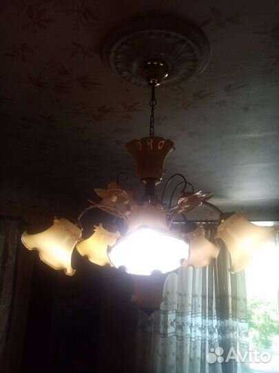 Люстра потолочная