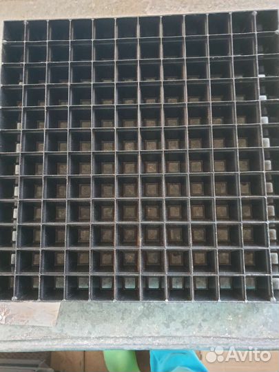 Кассеты рассадные 144 ячейки