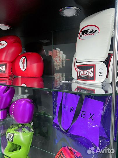 Боксерские перчатки twins