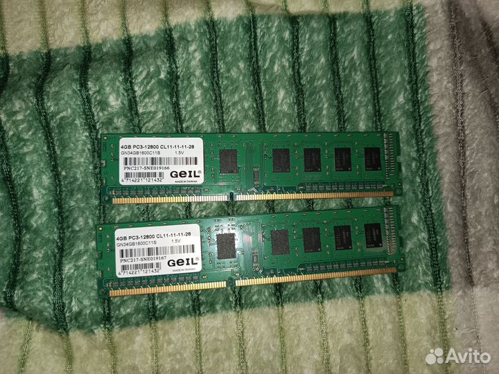 Оперативная память ddr3 2шт по 4gb