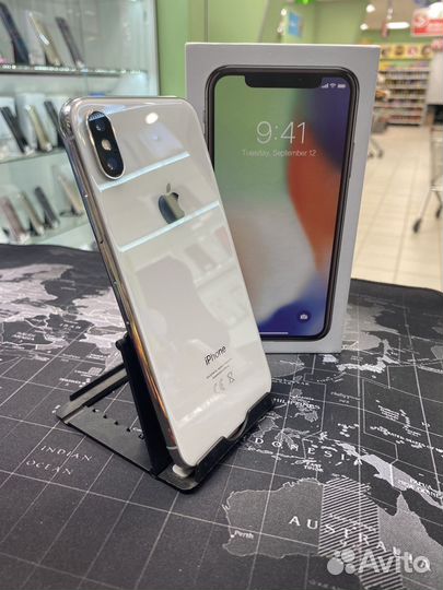 iPhone X, 256 ГБ