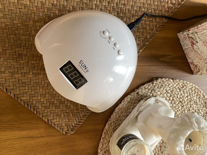 Ультрафиолетовая лампа