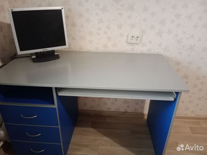 Компьютерный стол бу