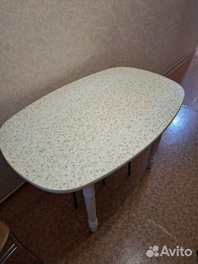 Кухонный стол бу