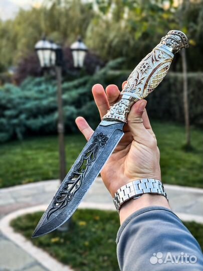 Нож цветник из дамаска