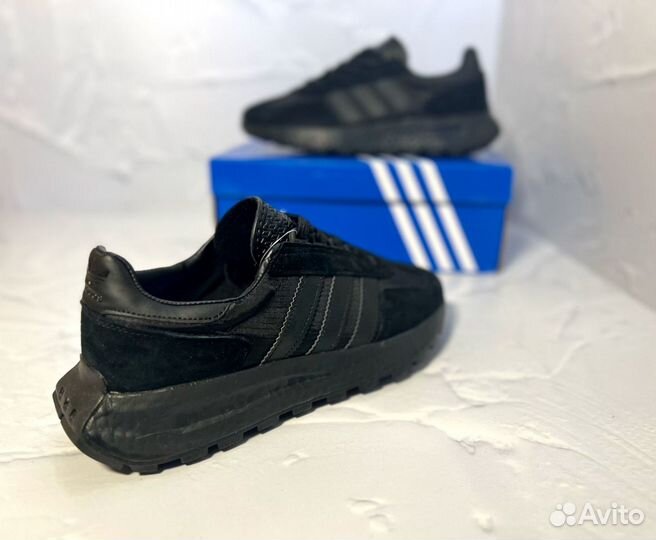 Кроссовки мужские Adidas Retropy