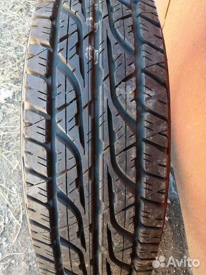 Dunlop Grandtrek AT3 215/70 R16