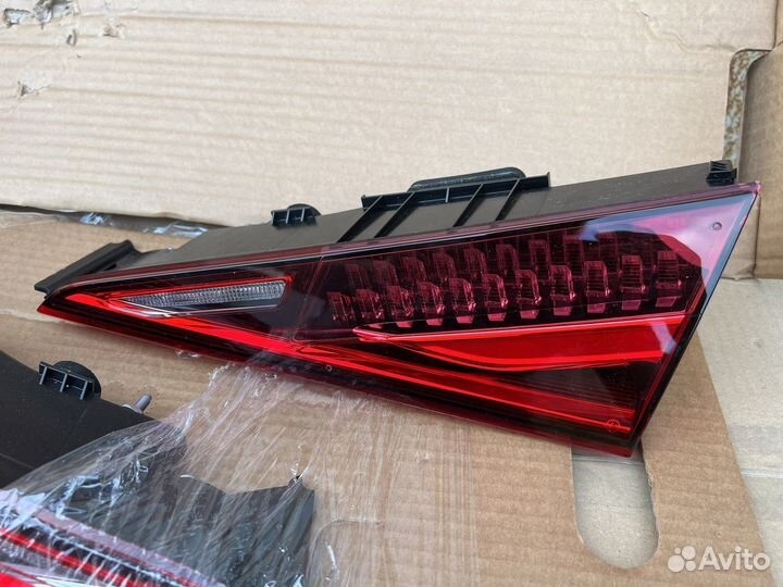 Фонари в крышку багажника w223