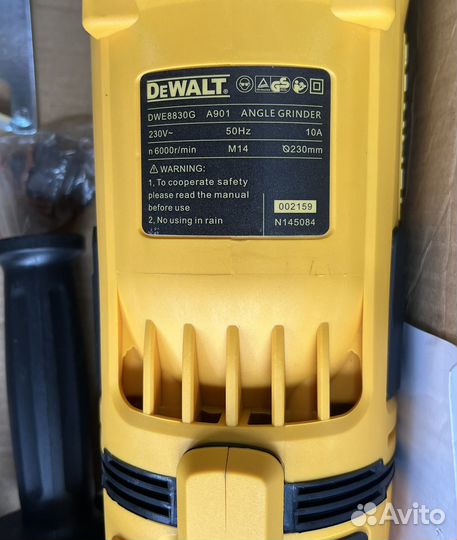 Болгарка Dewalt 230 2800W