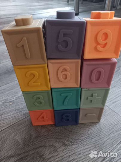 Развивающий 3D кубики