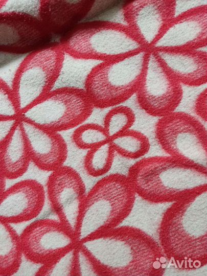 Одеяло и пледы бу