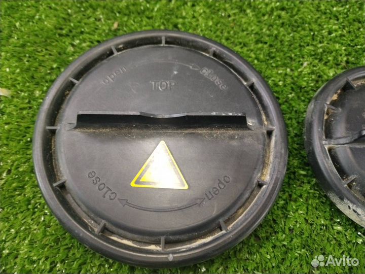 Крышка фары Mercedes C200 Cgi 204 рестайл M271