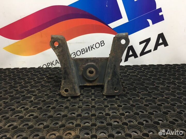 Кронштейн крепления задней рессоры