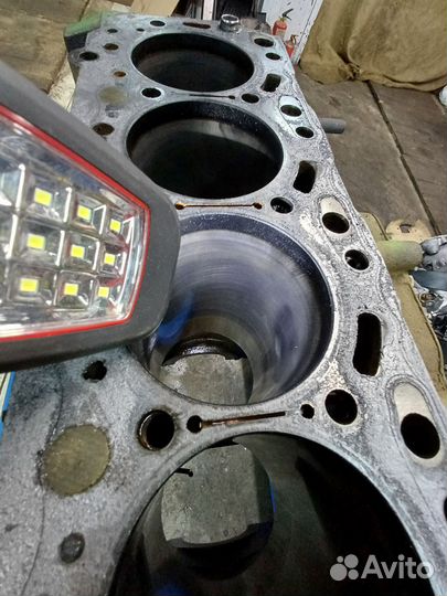 Блок цилиндров 4d56u