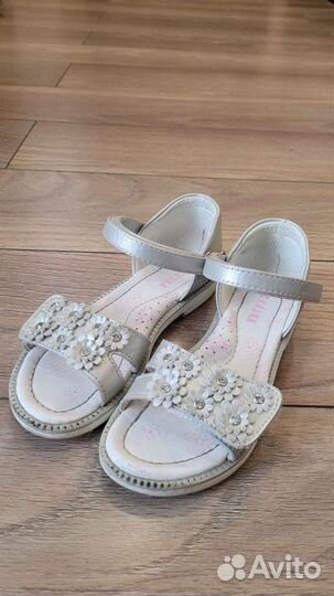 Босоножки для девочки