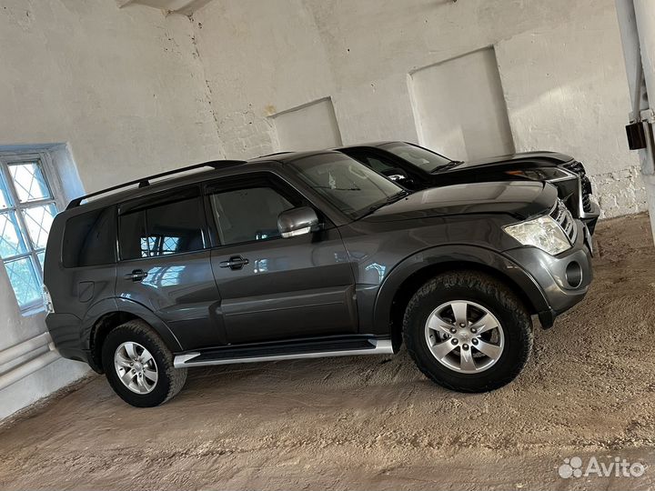 Mitsubishi Pajero 3.0 AT, 2014, 197 000 км