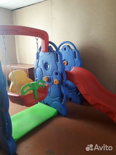 Детский игровой комплекс с горкой