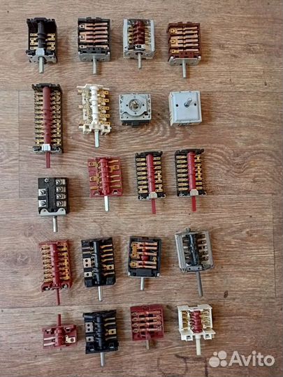 Переключатель и терморегулятор на электроплиту