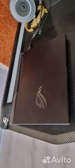 Asus ROG strix G15 advantage edition G513QY