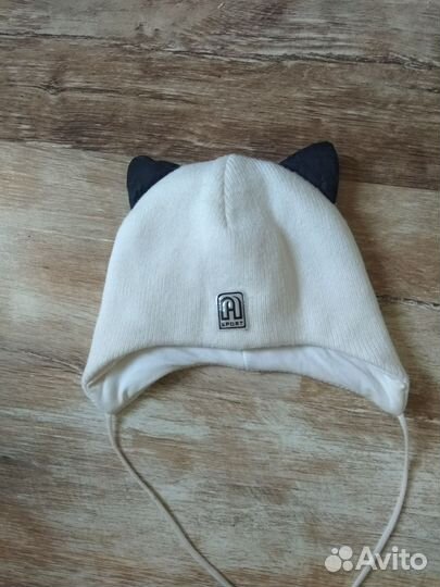 Шапка на девочку демисезонная