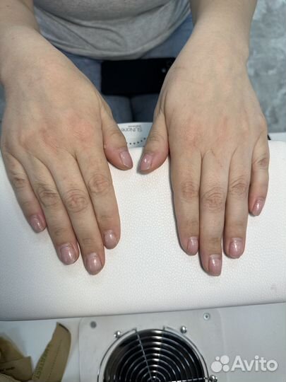 Модель на маникюр