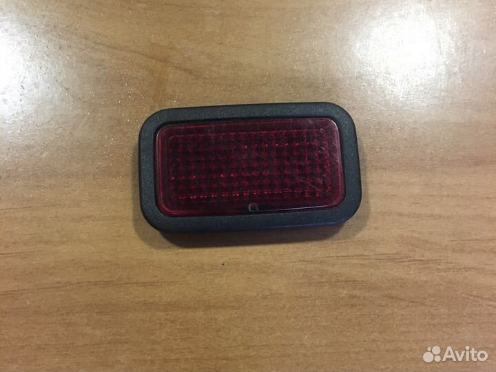 Отражатель Mercedes-Benz