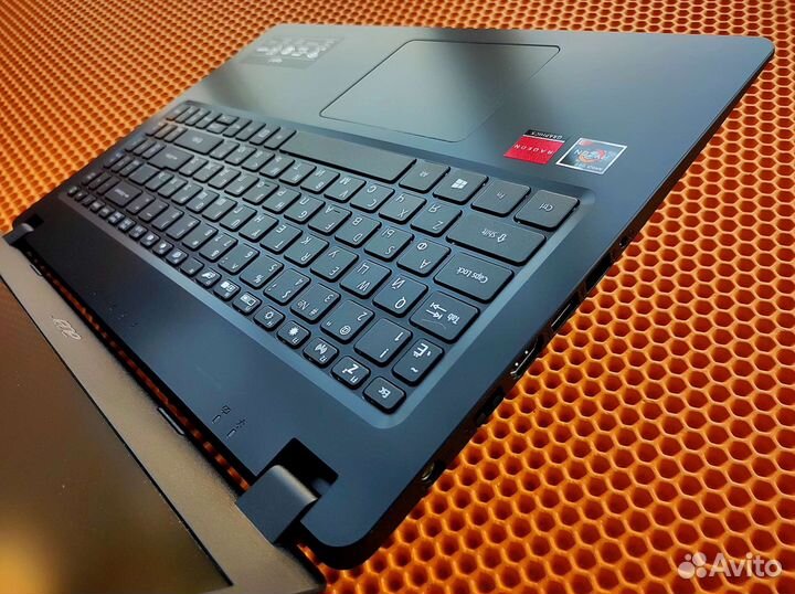 Acer 2021 Ryzen3/Vega3/8gb озу/SSD NVMe