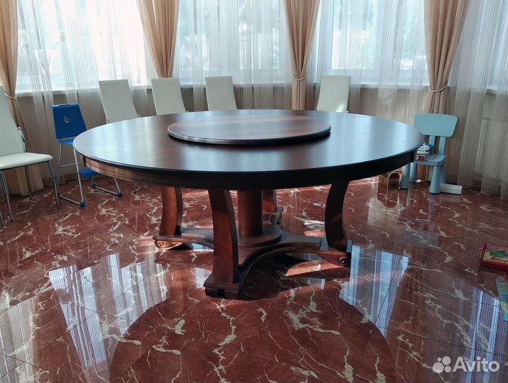 Стол круглый диаметром 150, 160, 180, 200, 220 см