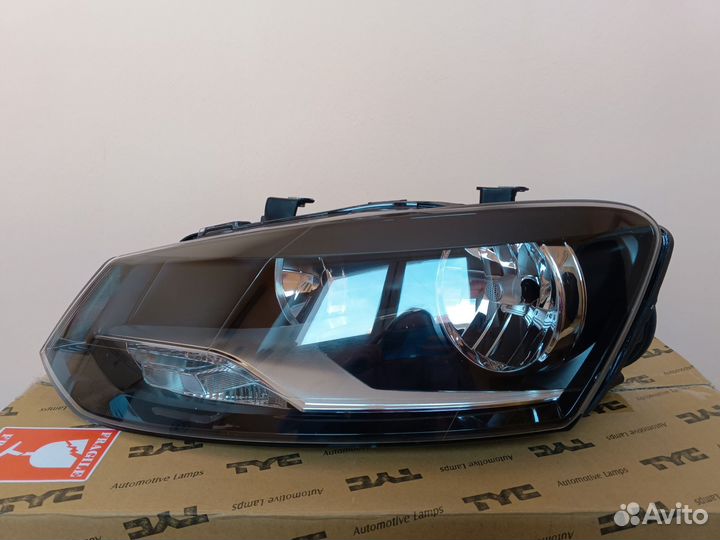 Фары поло седан H7