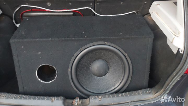 Сабвуфер и колонки