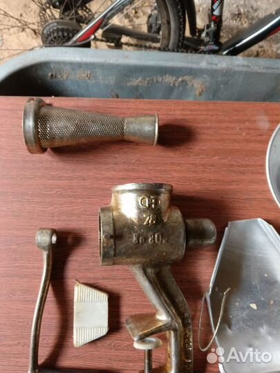 Соковыжималка шнековая ручная