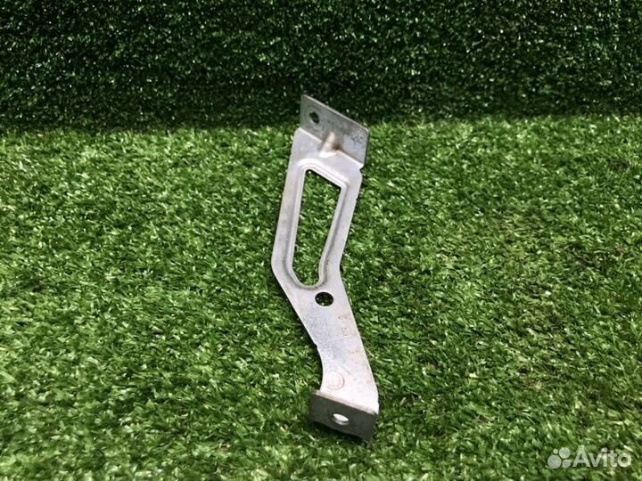 Кронштейн Bmw X3 F25 20DX N47N 2012