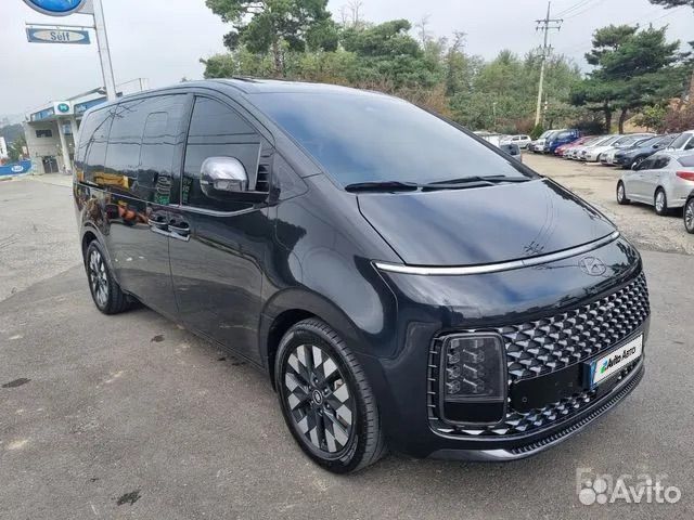 Hyundai Staria 2.2 AT, 2021, 67 700 км