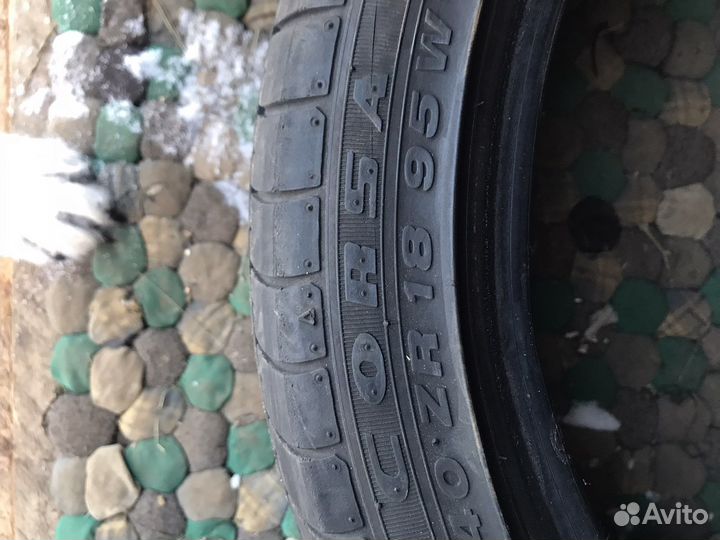 Pirelli P Zero Corsa 235/40 R18 95W