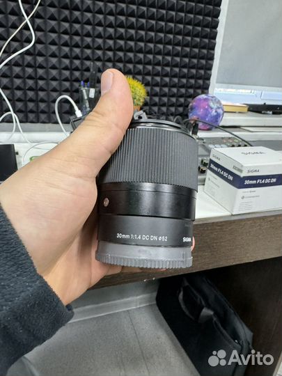 Sigma 30mm f 1 4 Sony e