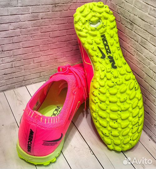 Шиповки сороконожки Nike