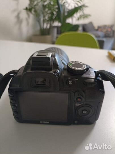 Nikon 3100 с объективом 18-140 mm