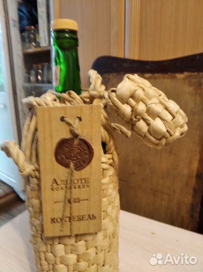 Бутылки декоративные, керамика, фарфор, стекло