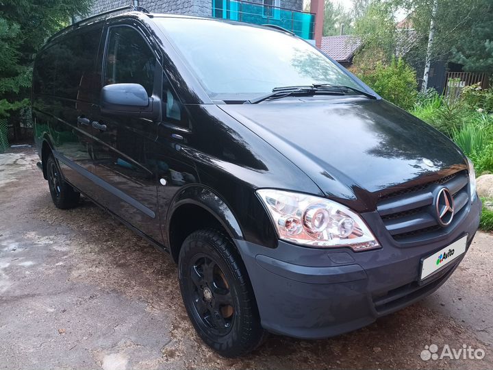 Микроавтобус мерседес вито. Мерседес-бенц вито 110 cdi. Мерседес вито 1 w639. Мерседес бенц вито б у. Мерседес бенц вито б у.