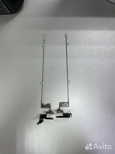 Петли матрицы ноутбука Acer ES1-711