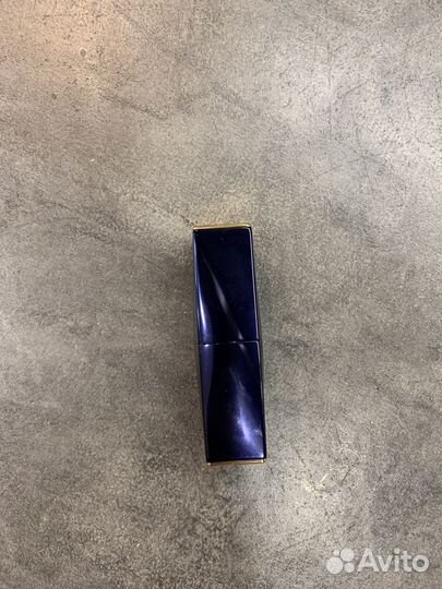 Помада Estee Lauder Pure Color Envy Lipstick