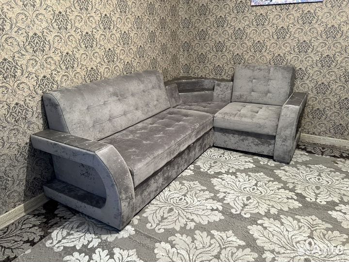 Угловой диван