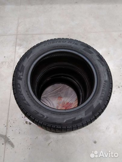 Pirelli Ice Zero 205/60 R16 92H