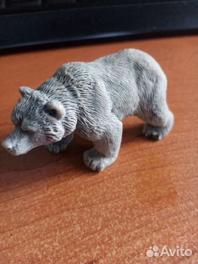 Статуэтка медведь